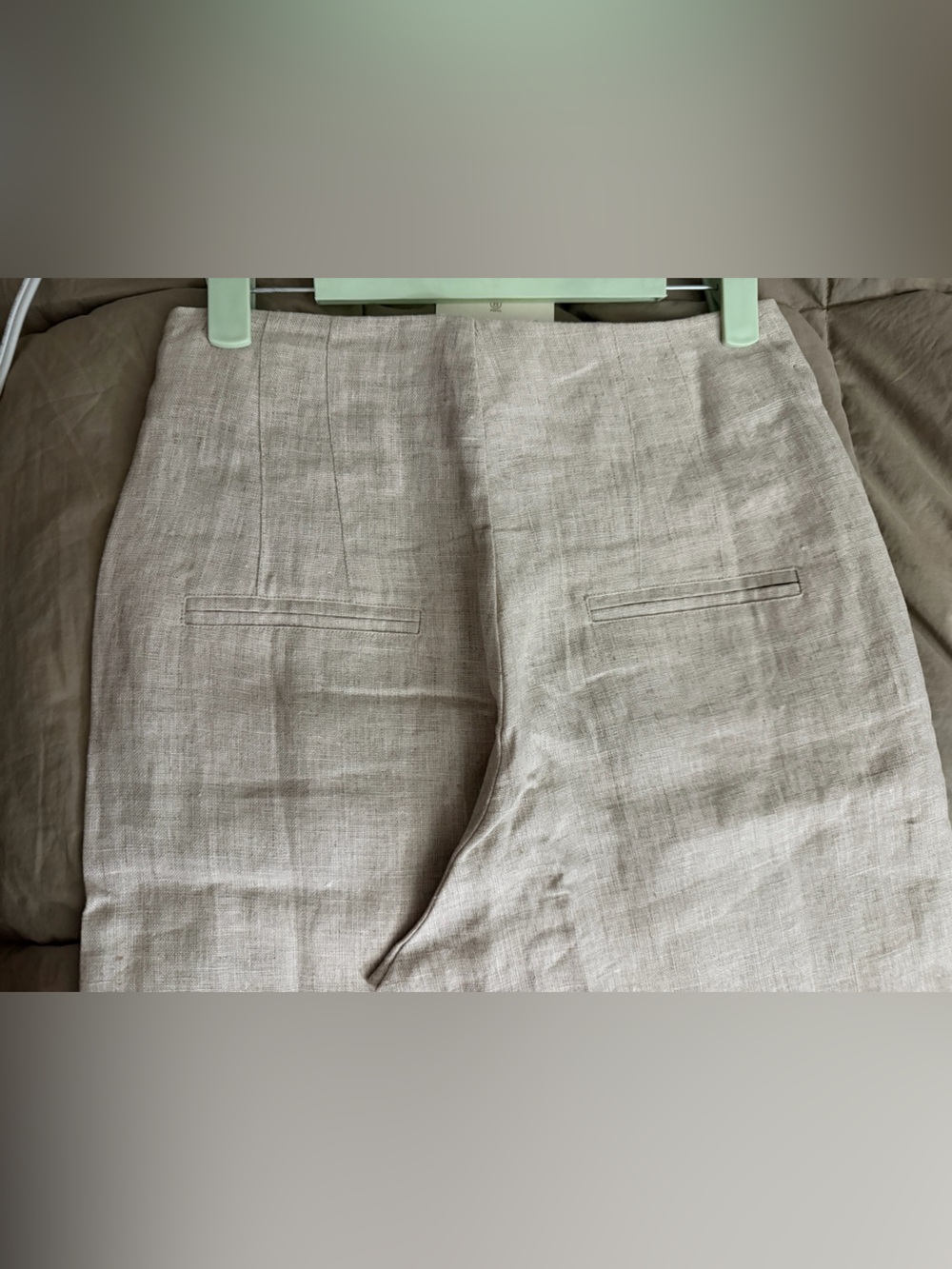Faithfull the Brand Wide-Leg Linen Pants in Light Taupe - Picture 5 of 6